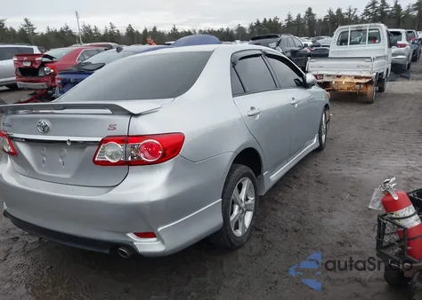 2011 Toyota Corolla S z USA, uszkodzony, nr VIN 2T1BU4EE4BC752768